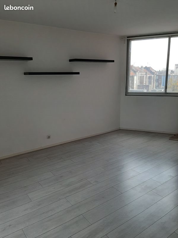 Appartement à louer, 55m², Lille
