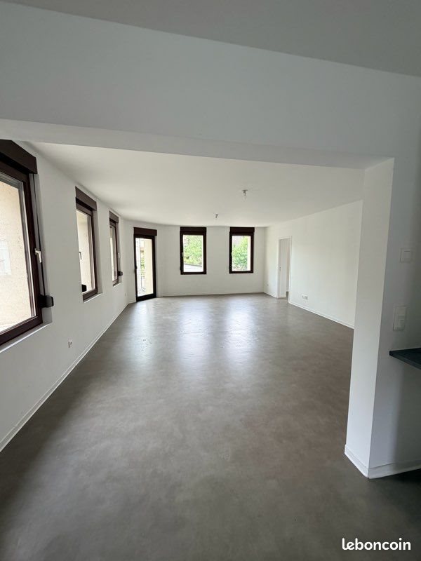 Appartement à louer, 95m², Betting