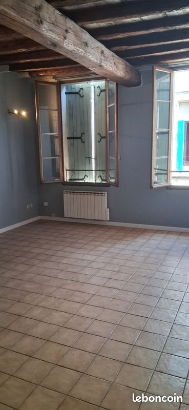 Appartement à louer, 61m², Beaucaire