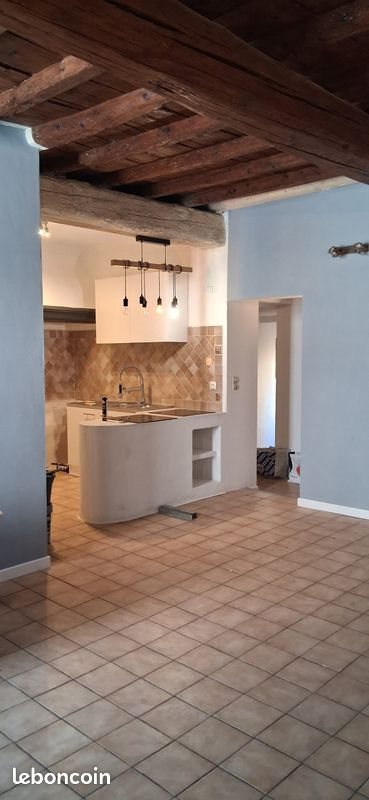 Appartement à louer, 61m², Beaucaire