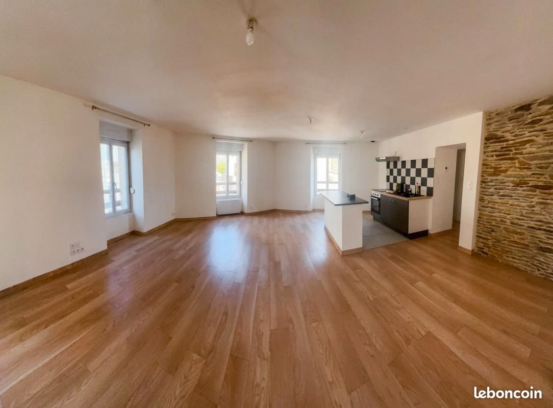 Appartement à louer, 51m², Guignen