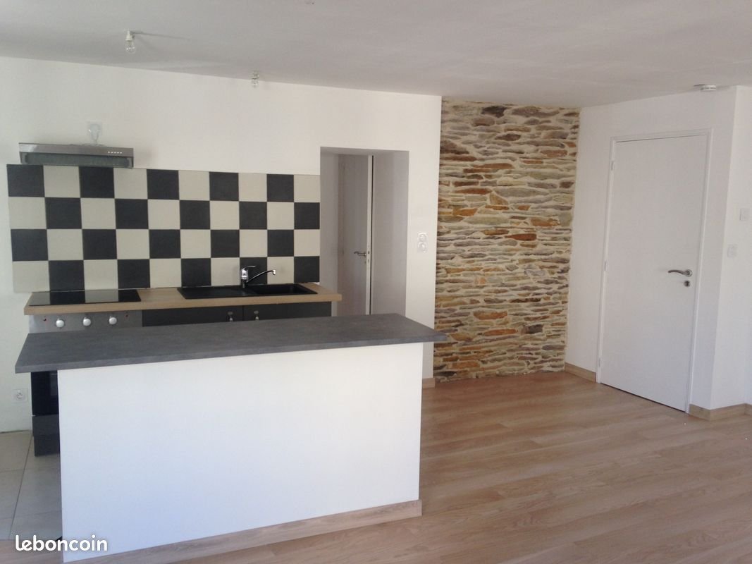 Appartement à louer, 51m², Guignen