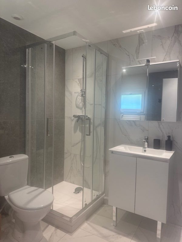 Appartement à louer, 24m², Peymeinade