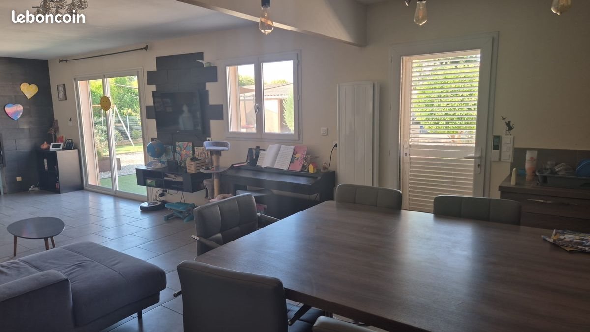 Maison à vendre, 121m², Azille