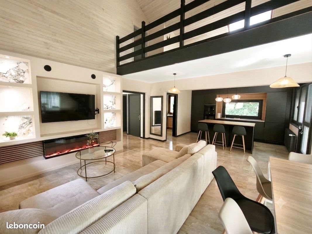 Maison à vendre, 300m², Vétraz-Monthoux