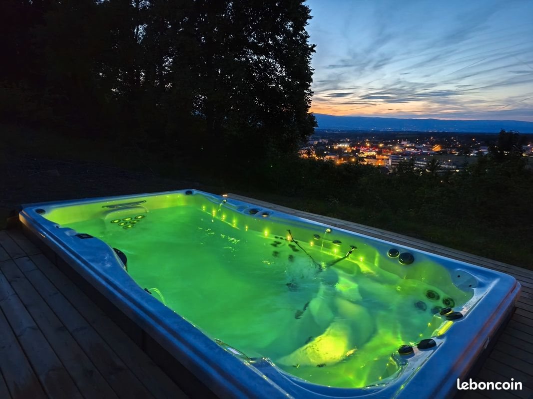 Maison à vendre, 300m², Vétraz-Monthoux