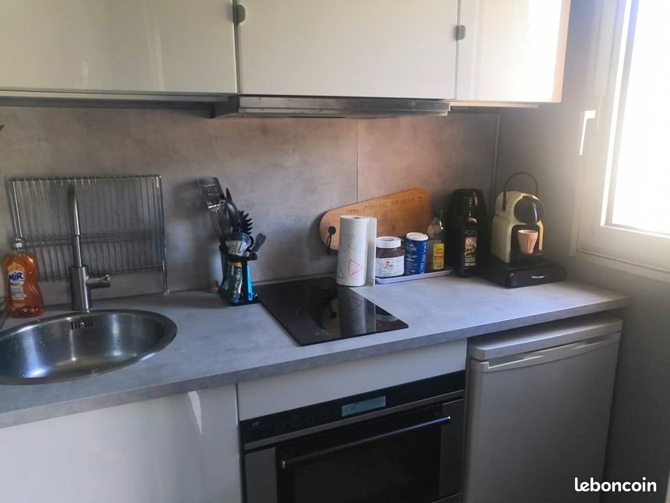 Appartement à louer, 25m², Nîmes