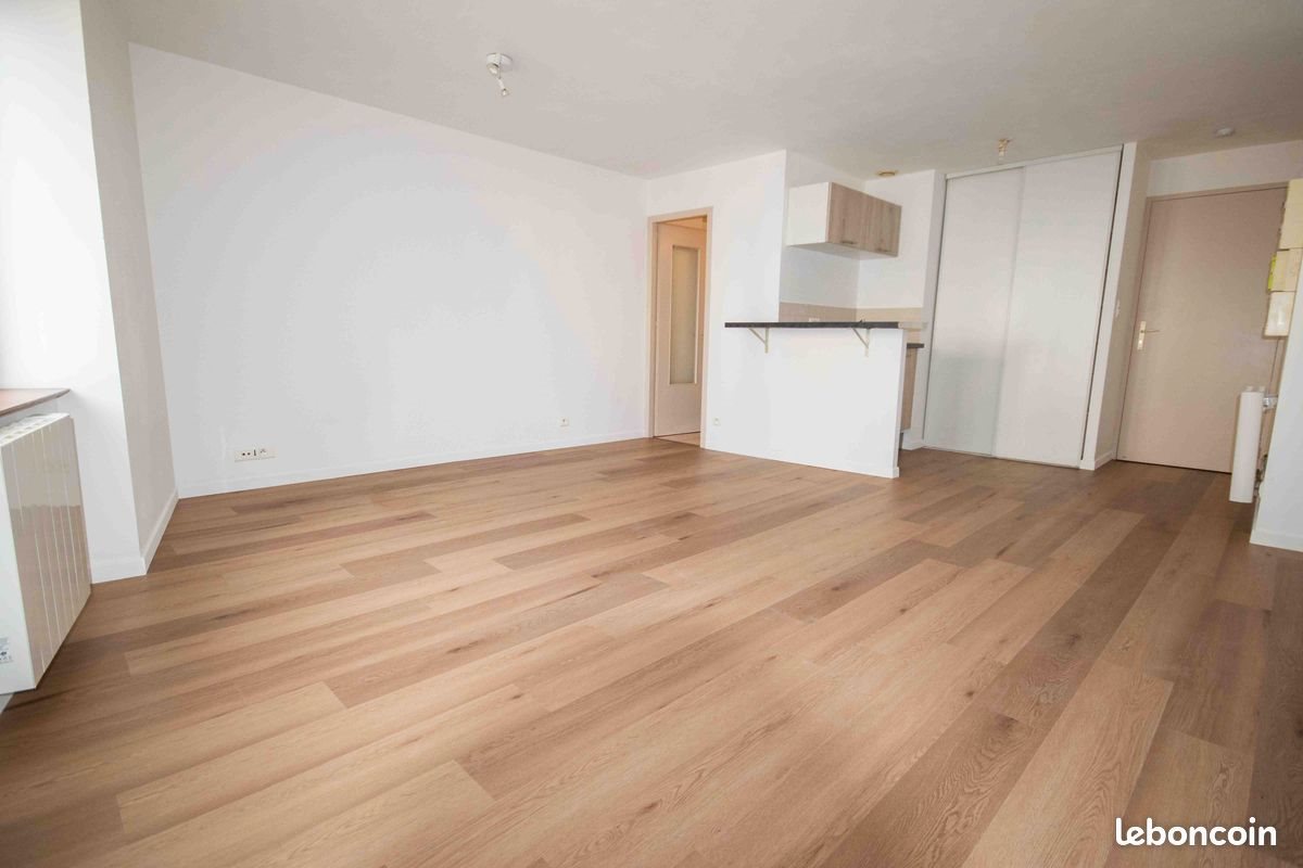 Appartement à louer, 28m², Chavagnes-en-Paillers