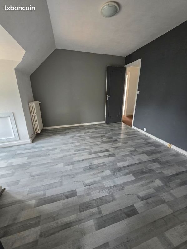 Appartement à louer, 50m², Baud