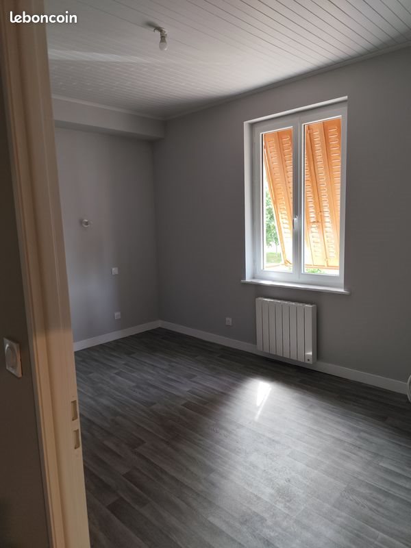 Maison à louer, 120m², Chalamont