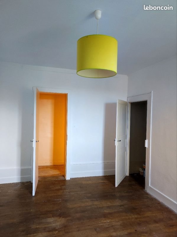 Appartement à louer, 60m², Saint-Léonard-de-Noblat