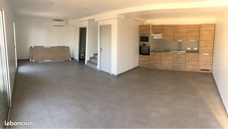 Appartement à louer, 90m², Vence