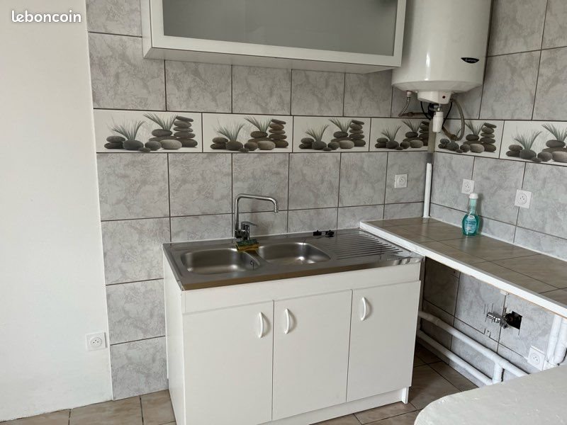 Appartement à louer, 25m², Lesparre-Médoc