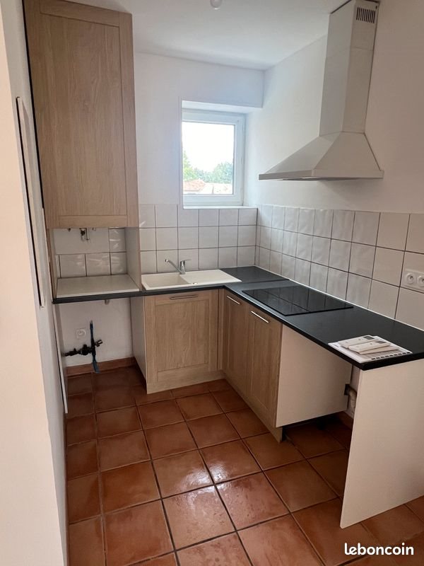 Appartement à louer, 55m², Orange
