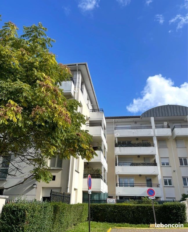 Appartement à louer, 40m², Lognes