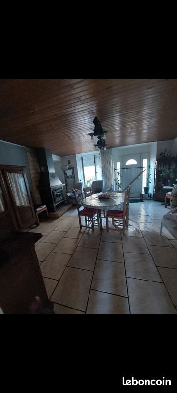 Maison à vendre, 160m², Villefranche-de-Panat