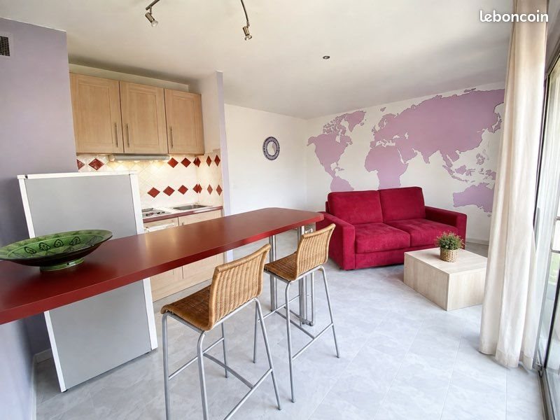 Appartement à louer, 35m², Antibes