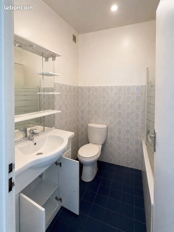 Appartement à louer, 35m², Antibes