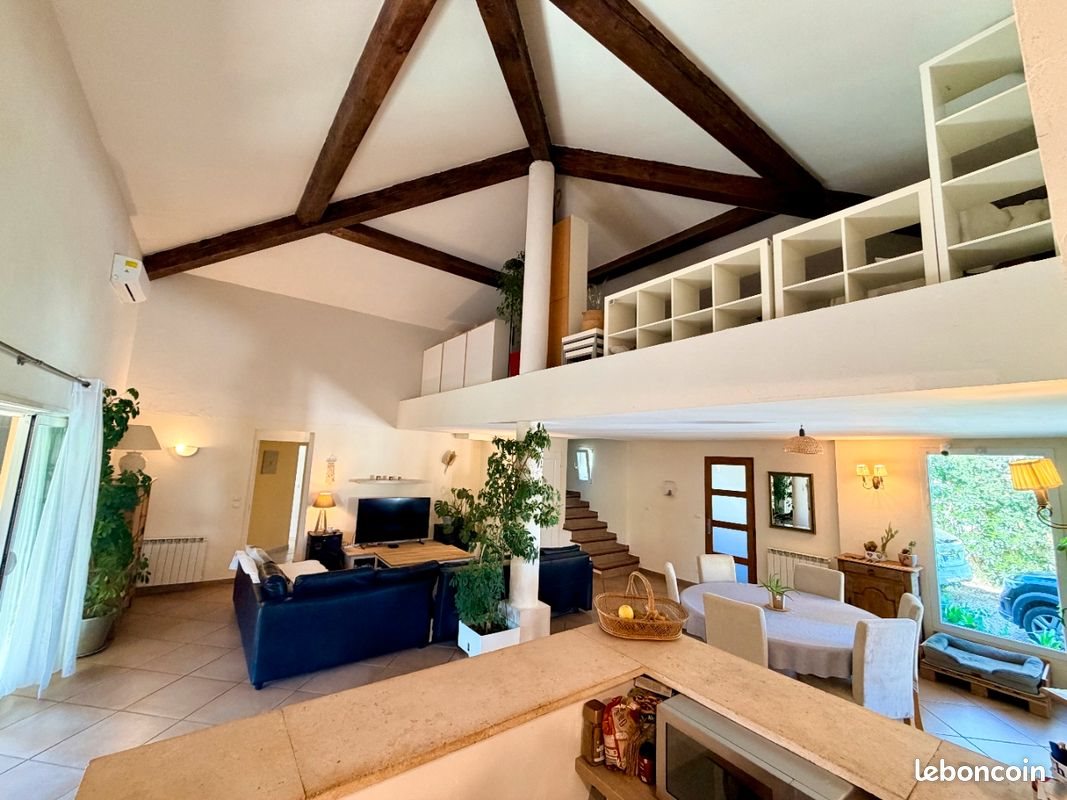 Maison à vendre, 160m², La Crau