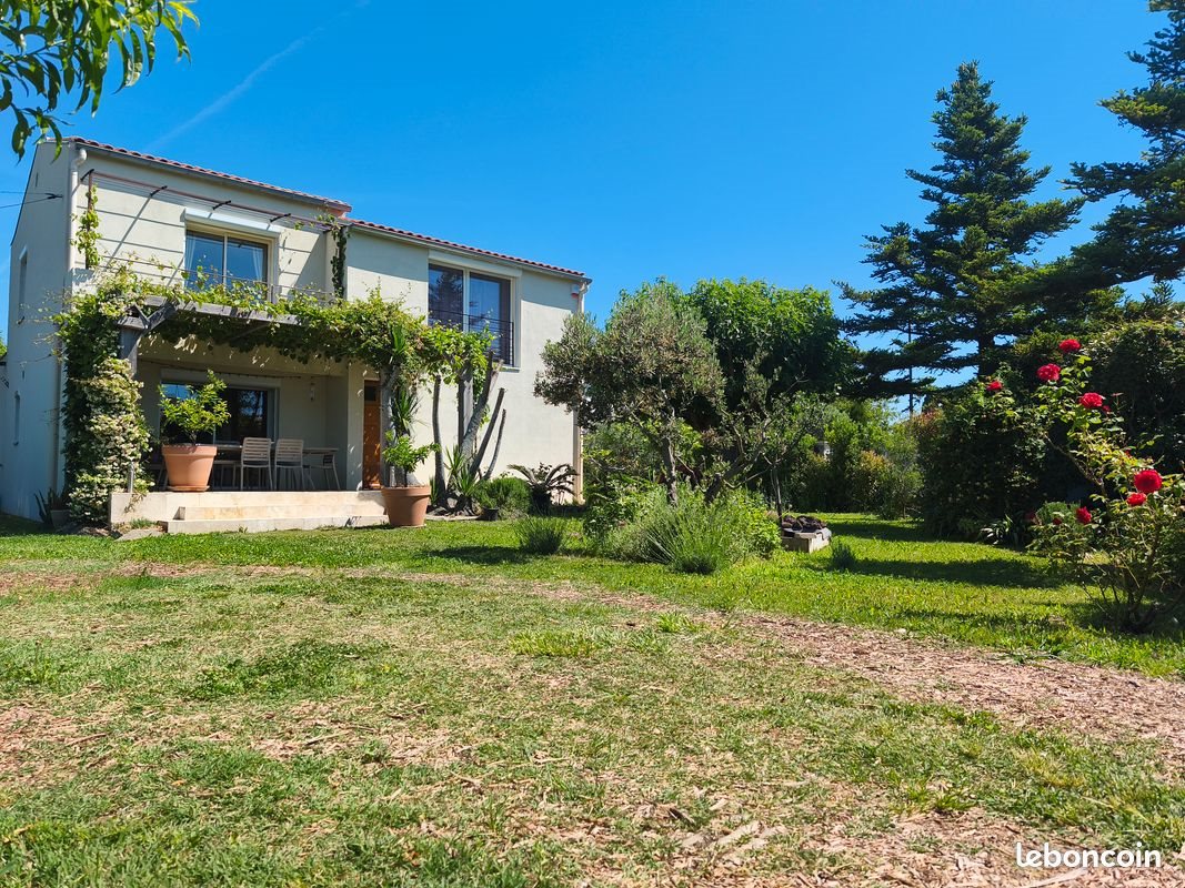 Maison à vendre, 156m², Rognonas