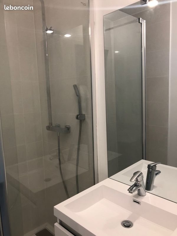 Appartement à louer, 45m², Montreux-Château