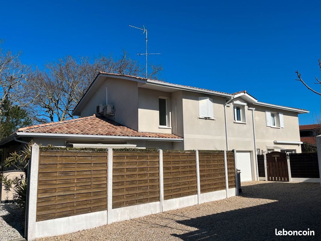Maison à vendre, 114m², Arès