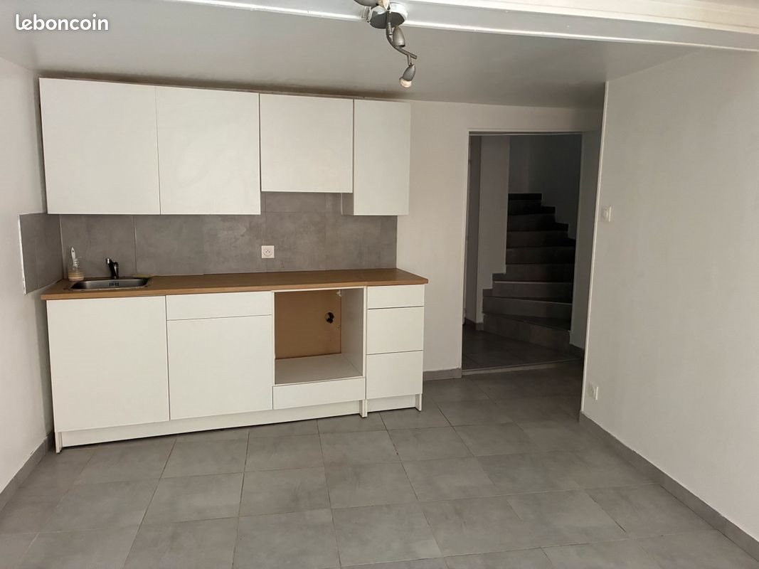 Appartement à louer, 46m², Rians
