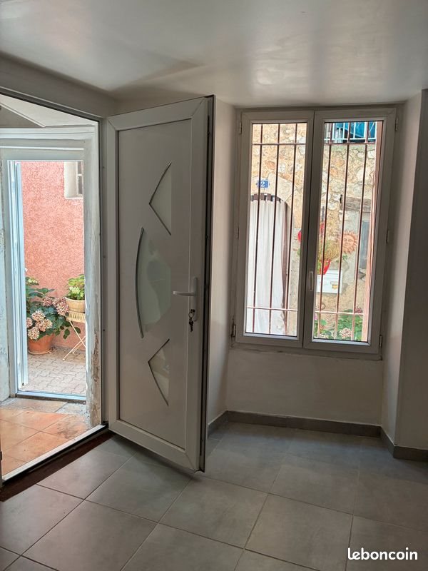 Appartement à louer, 46m², Rians