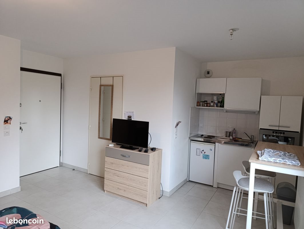 Appartement à louer, 25m², Bron