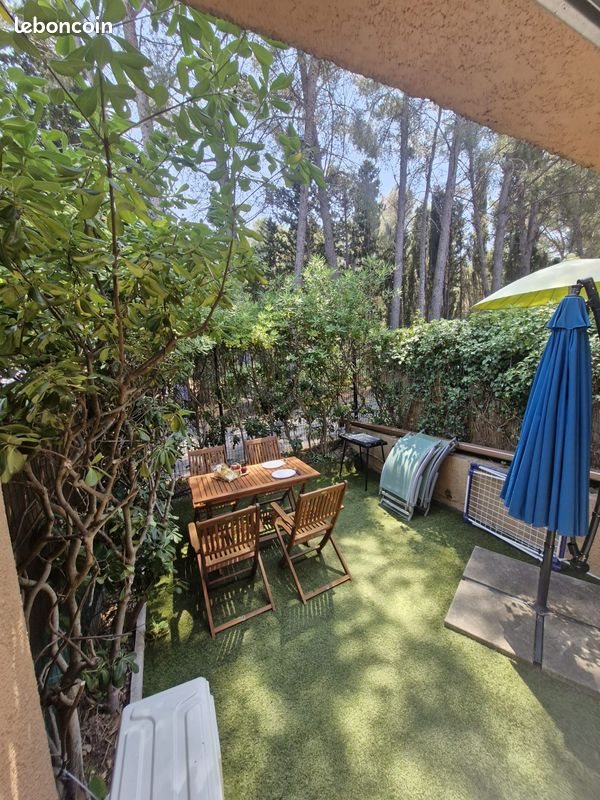 Appartement à louer, 25m², Sanary-sur-Mer
