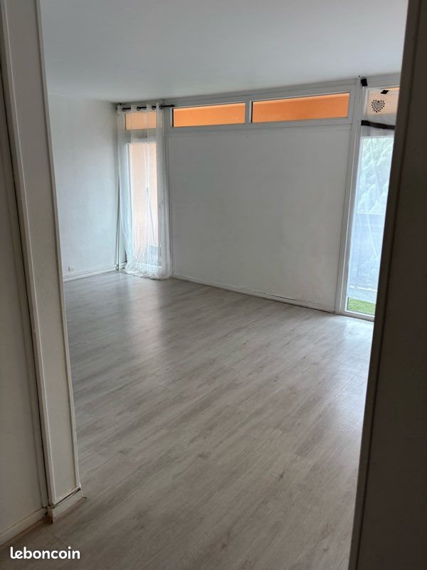Appartement à louer, 66m², Apt
