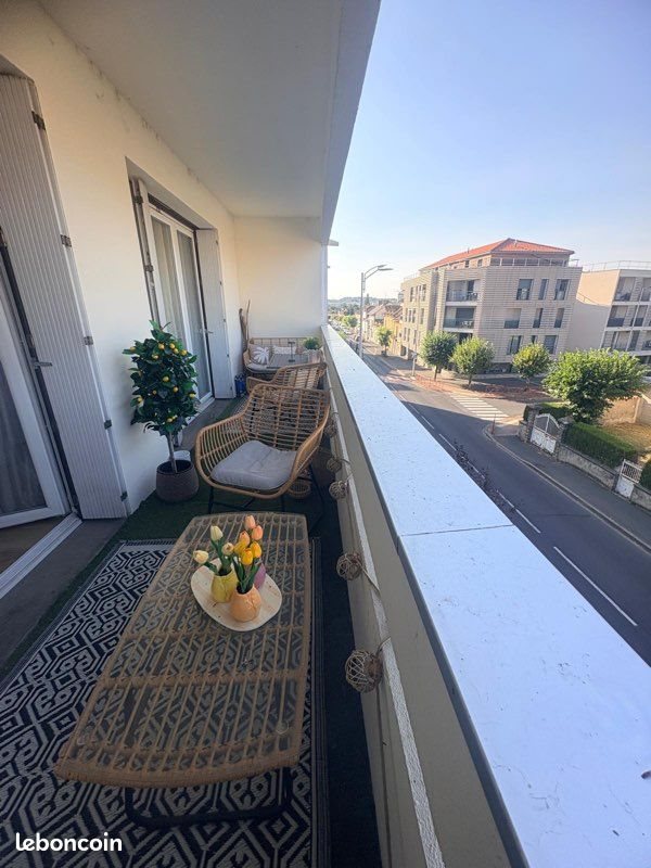 Appartement à louer, 90m², Arpajon-sur-Cère