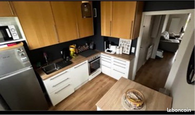 Appartement à louer, 90m², Arpajon-sur-Cère
