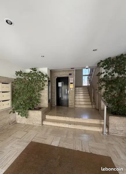 Appartement à louer, 66m², Toulon