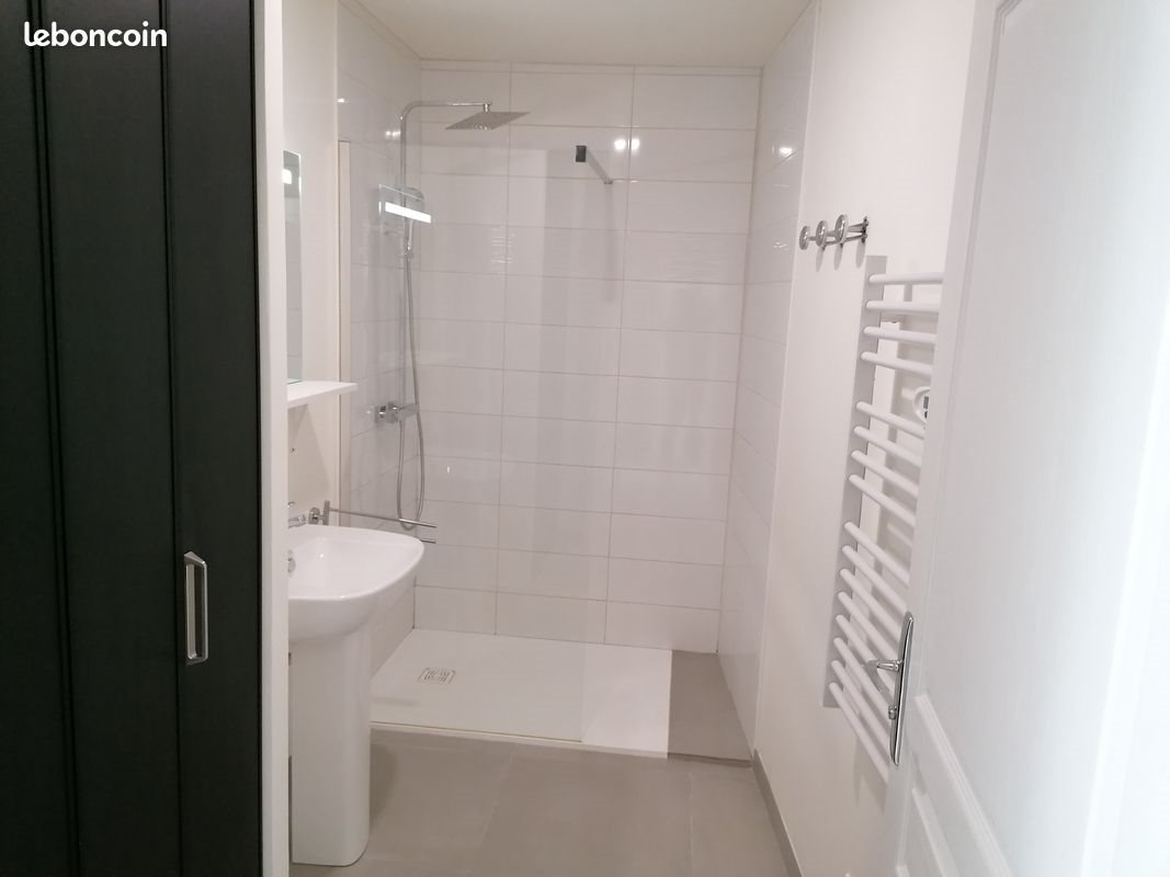 Appartement à louer, 66m², Grillon