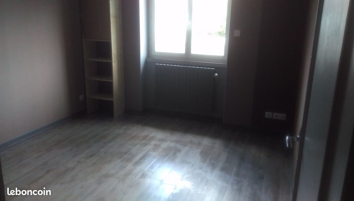 Appartement à louer, 80m², Blavozy