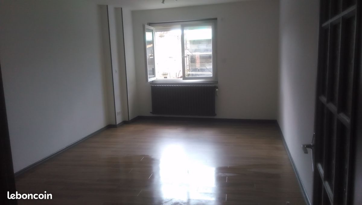 Appartement à louer, 80m², Blavozy