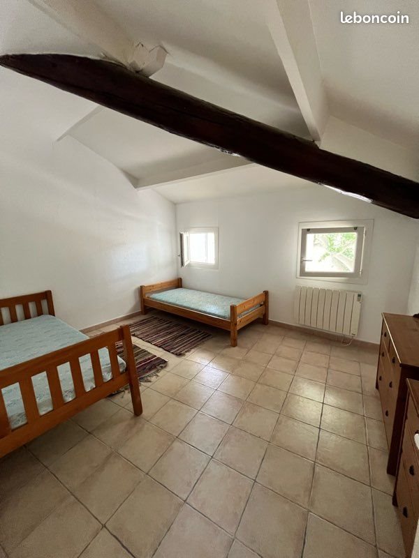 Appartement à louer, 65m², Pernes-les-Fontaines