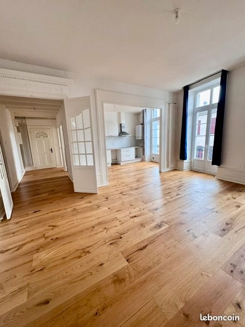 Appartement à louer, 93m², Saint-Germain-Lembron