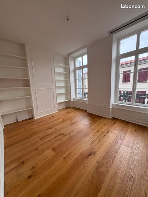 Appartement à louer, 93m², Saint-Germain-Lembron