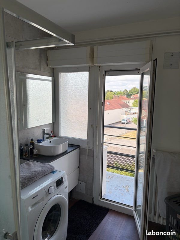 Appartement à louer, 74m², Gray