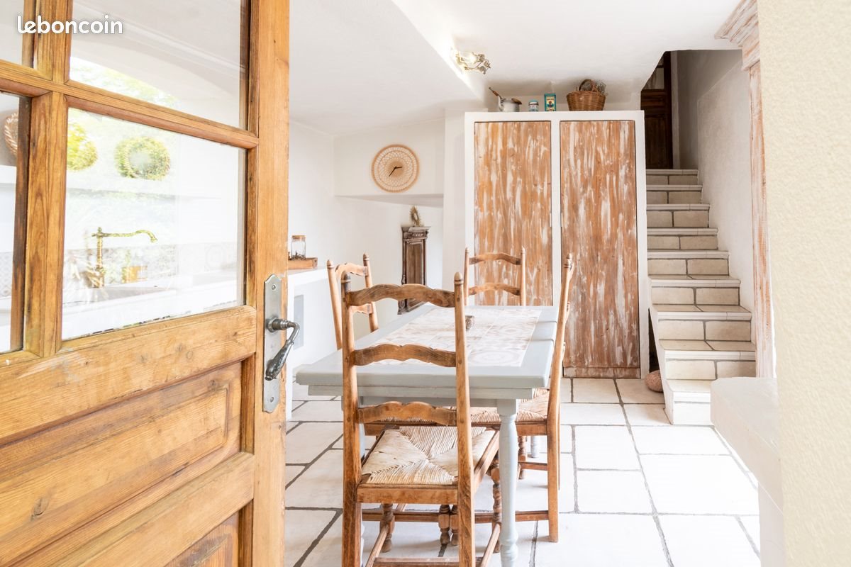 Maison à louer, 70m², Aubagne