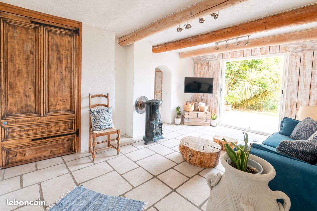 Maison à louer, 70m², Aubagne