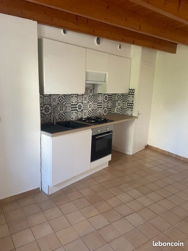 Maison à louer, 35m², Landivisiau