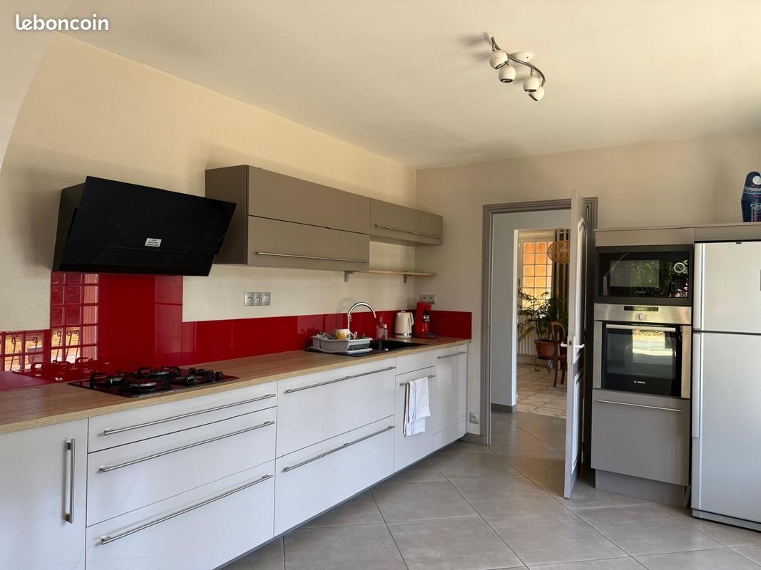 Maison à vendre, 175m², Saint-Laurs