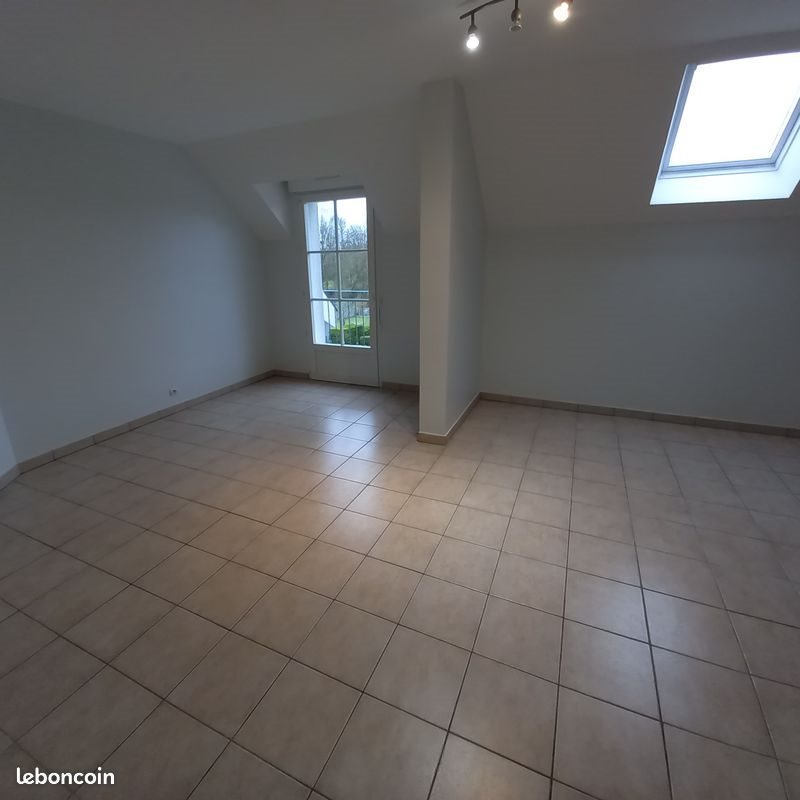 Appartement à louer, 86m², Nazelles-Négron