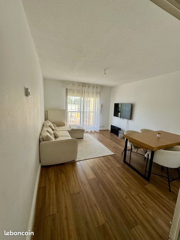 Appartement à louer, 67m², Saint-Étienne