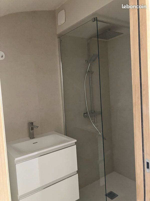 Appartement à louer, 38m², Eyguières