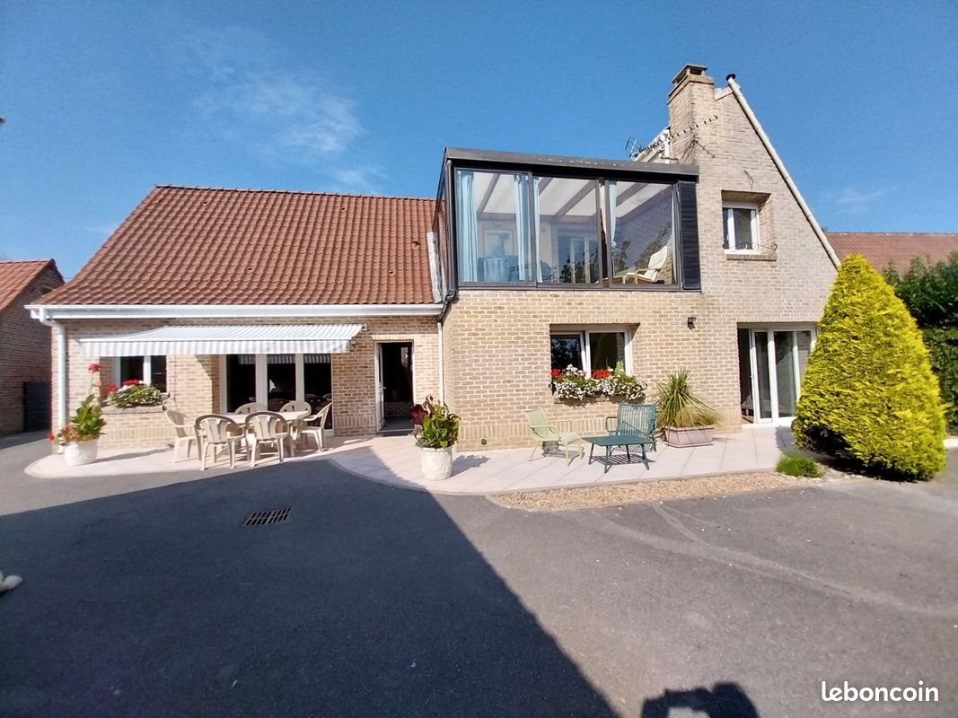 Maison à vendre, 143m², Bollezeele