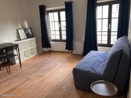 Appartement à louer, 24m², Pélissanne